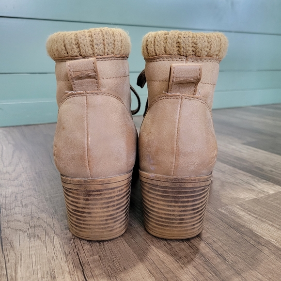 Billabong Outer Limits Tan Booties - Picture 3 of 10